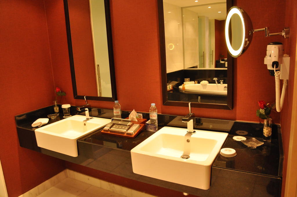 Hotel Grand Swiss Erbil Oda fotoğraf